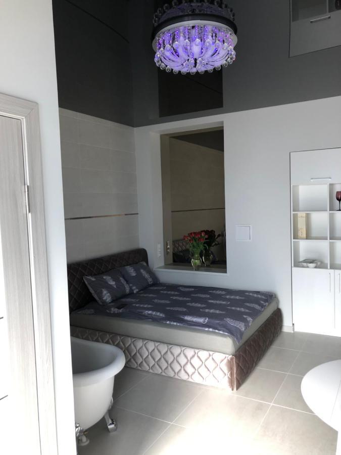 Romeo Vip Apartamentai Panevėžys Dış mekan fotoğraf